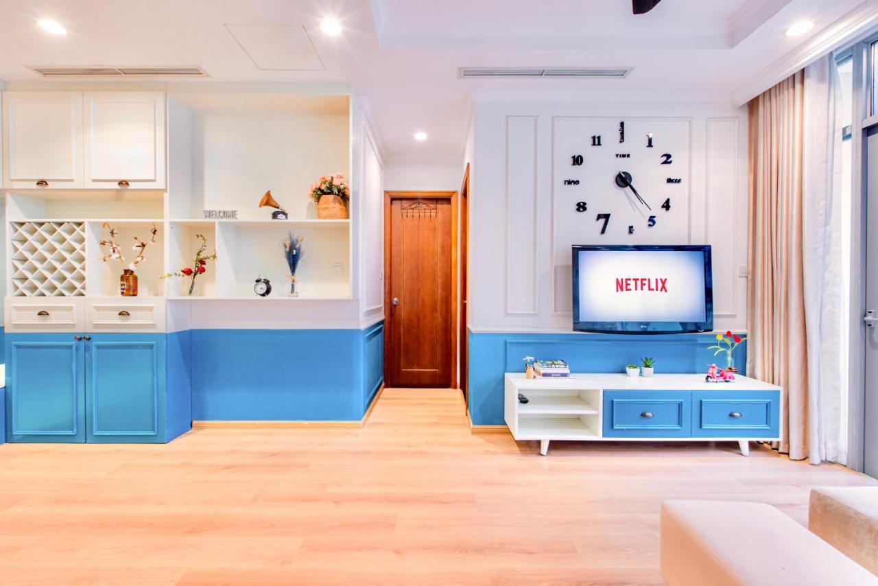 Moxy Hcmc Aparts - Vinhomes Central Park, Ice Rink Ho Si Minh-város Kültér fotó