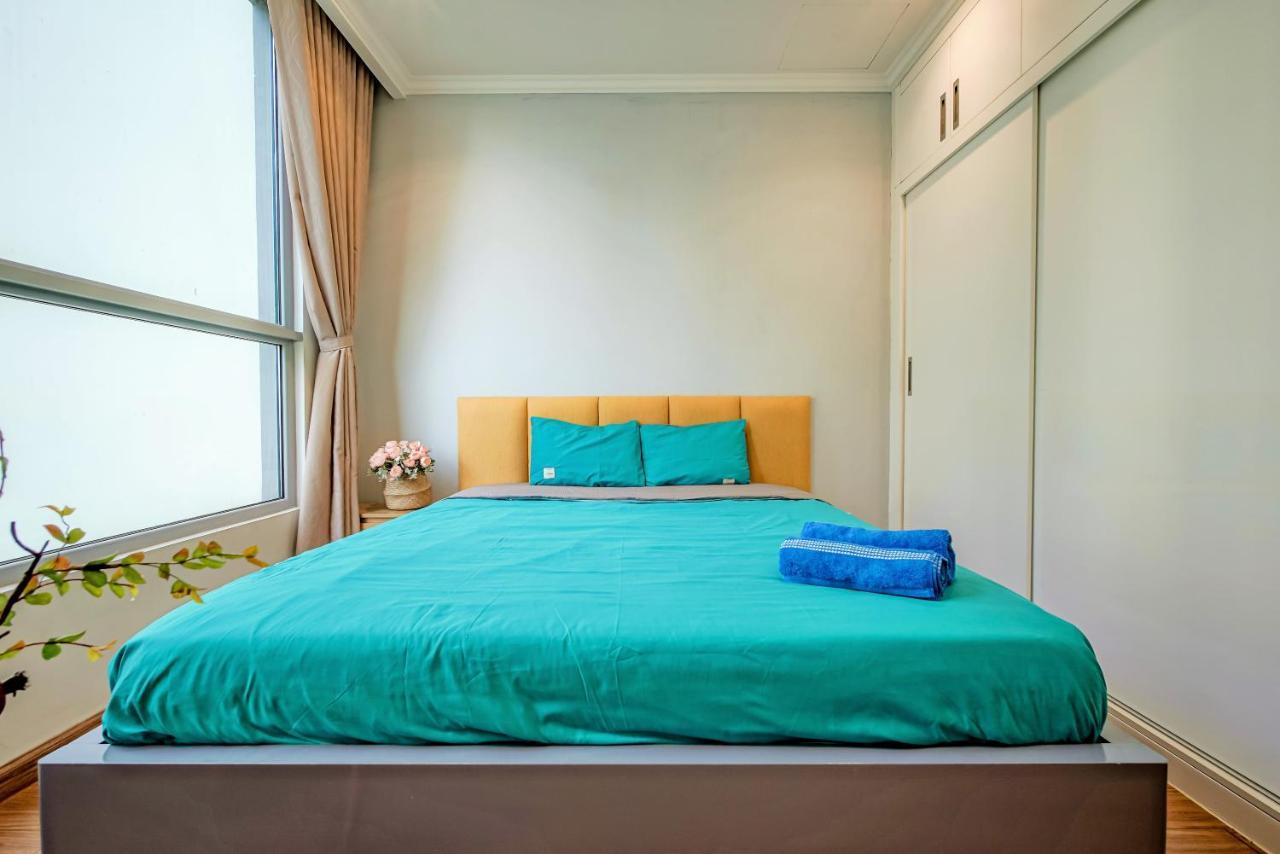 Moxy Hcmc Aparts - Vinhomes Central Park, Ice Rink Ho Si Minh-város Kültér fotó