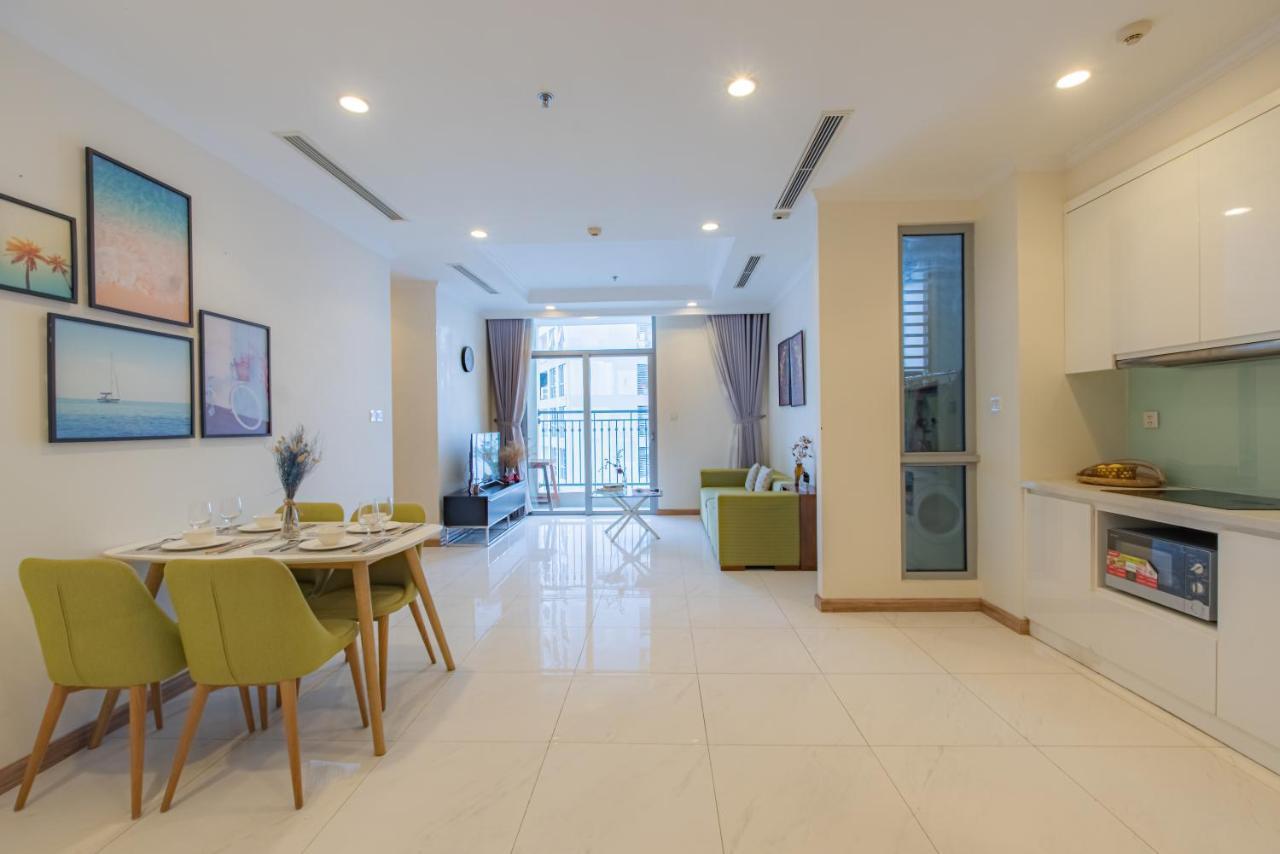 Moxy Hcmc Aparts - Vinhomes Central Park, Ice Rink Ho Si Minh-város Kültér fotó