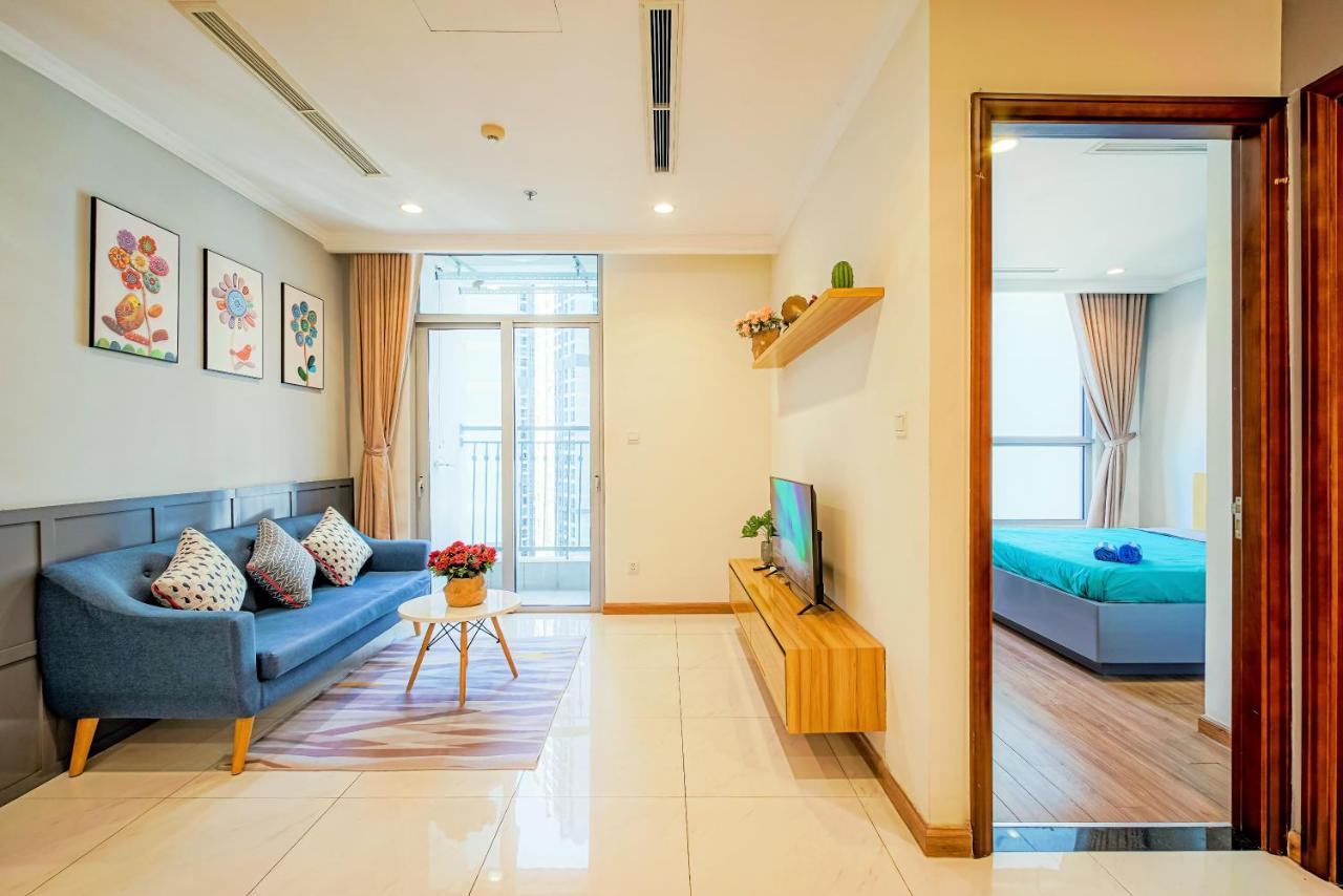 Moxy Hcmc Aparts - Vinhomes Central Park, Ice Rink Ho Si Minh-város Kültér fotó